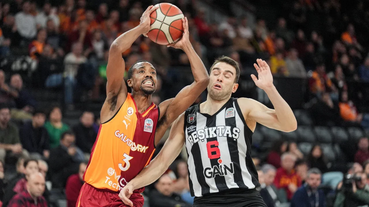 Galatasaray, derbide Beşiktaş'ı mağlup etti! Sarı-kırmızılılardan 89-73'lük zafer