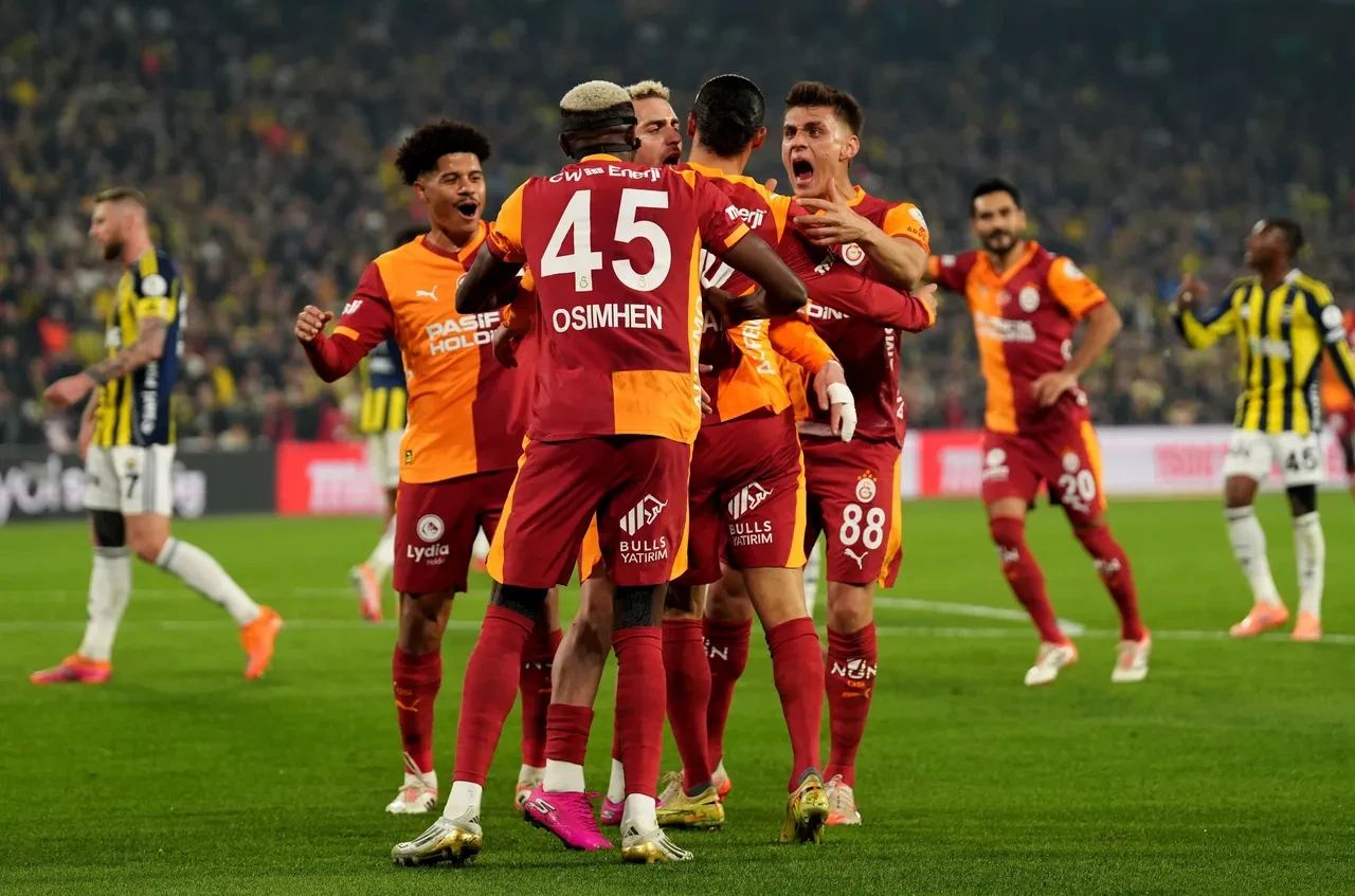 Galatasaray ile Fenerbahçe, Süper Kupa finalinde karşılaşıyor! Maç öncesi muhtemel 11'ler