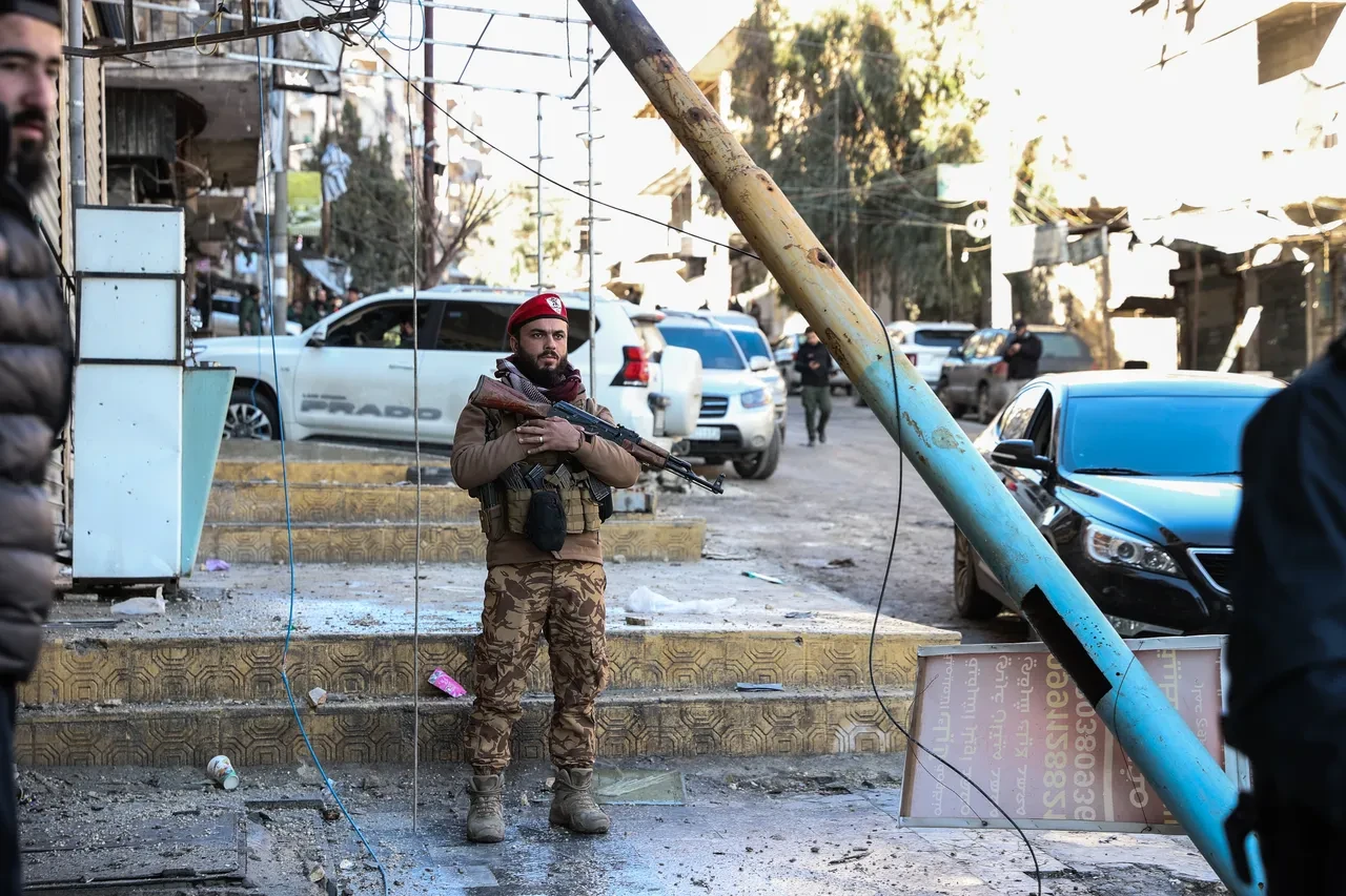 Suriye ordusu terör örgütü YPG'ye kabusu yaşattı! Halep terörden temizlendi, operasyonlar durduruldu