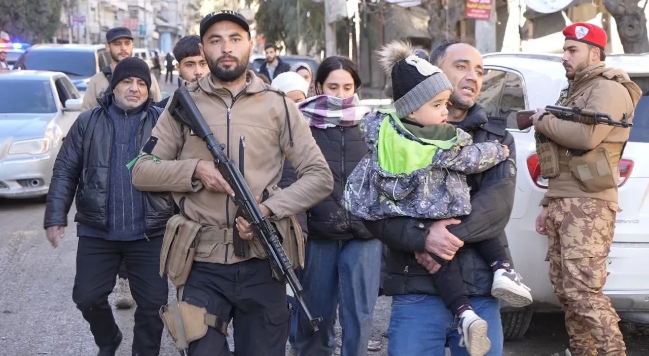 Suriye ordusu terör örgütü YPG'ye kabusu yaşattı! Halep terörden temizlendi, operasyonlar durduruldu
