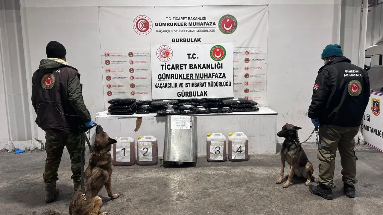 Zehir tacirlerine ağır darbe! 1 milyar 945 milyon lira değerinde uyuşturucu madde yakalandı