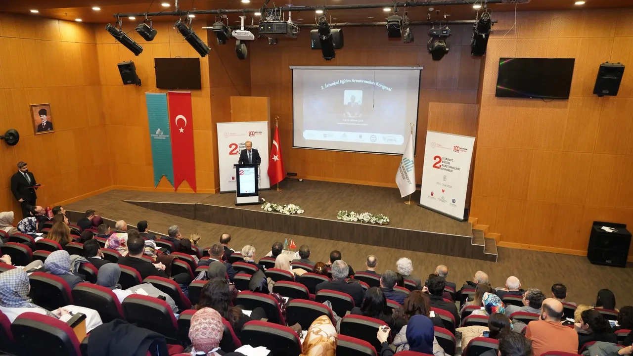 2. İstanbul Eğitim Araştırmaları Kongresi, İstanbul Medeniyet Üniversitesi ev sahipliğinde gerçekleştirildi