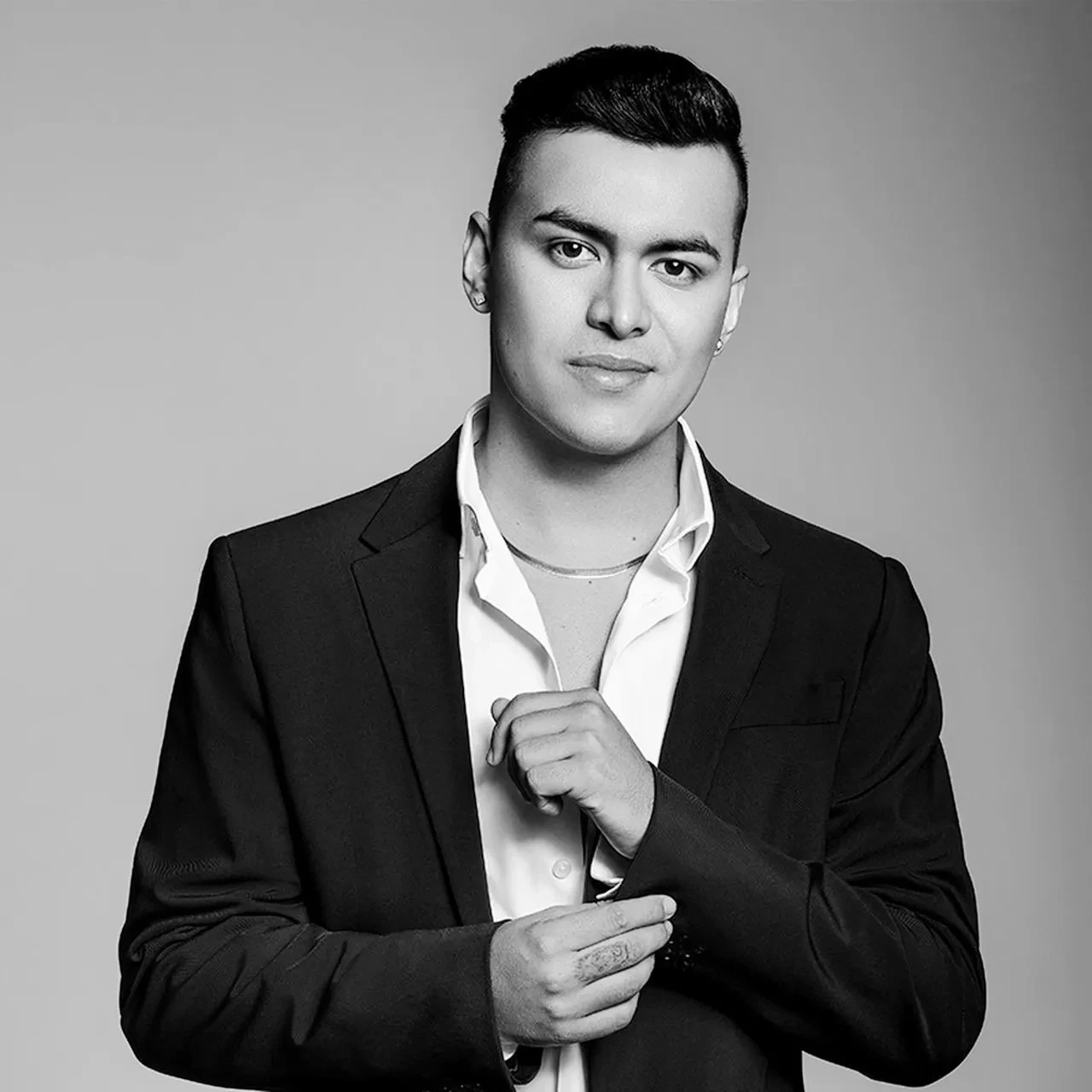 Kolombiya'da uçak kazası! Ünlü şarkıcı Yeison Jimenez ile birlikte 6 kişi can verdi