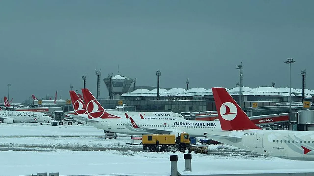 THY'den İstanbul kalkış ve varışlı uçuşlara düzenleme: 54 sefer iptal edildi