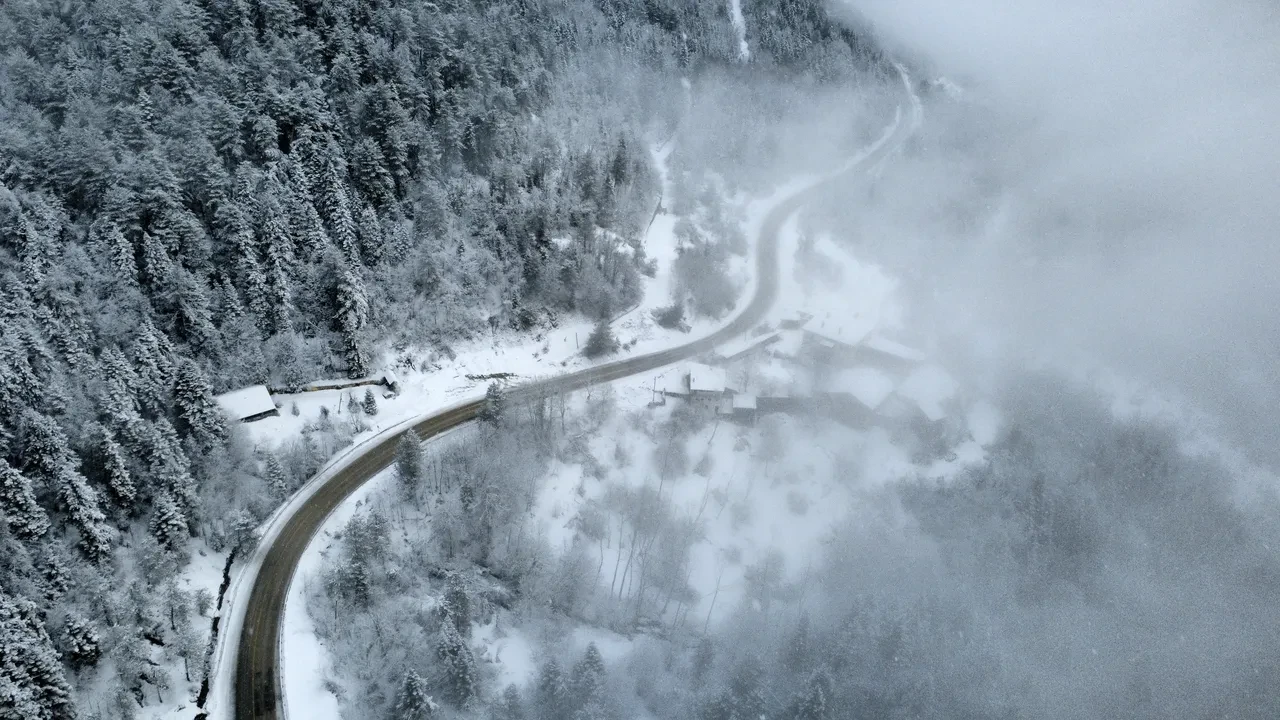 13 Ocak (yarın) okullar tatil mi? Salı günü İstanbul, Ankara, Bursa, Kocaeli, Zonguldak, Tokat kar tatili gelişmeleri 