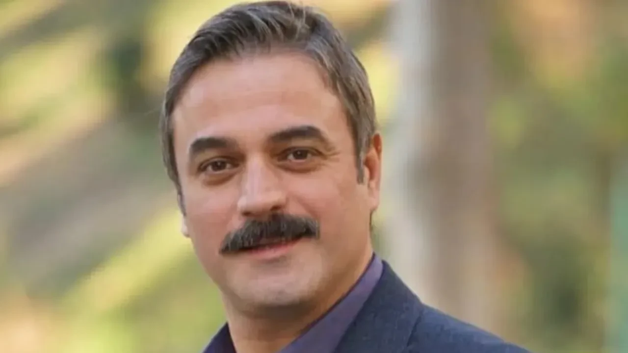 Ünlü sanatçı Ufuk Özkan hastaneye kaldırıldı: Durumu ciddi