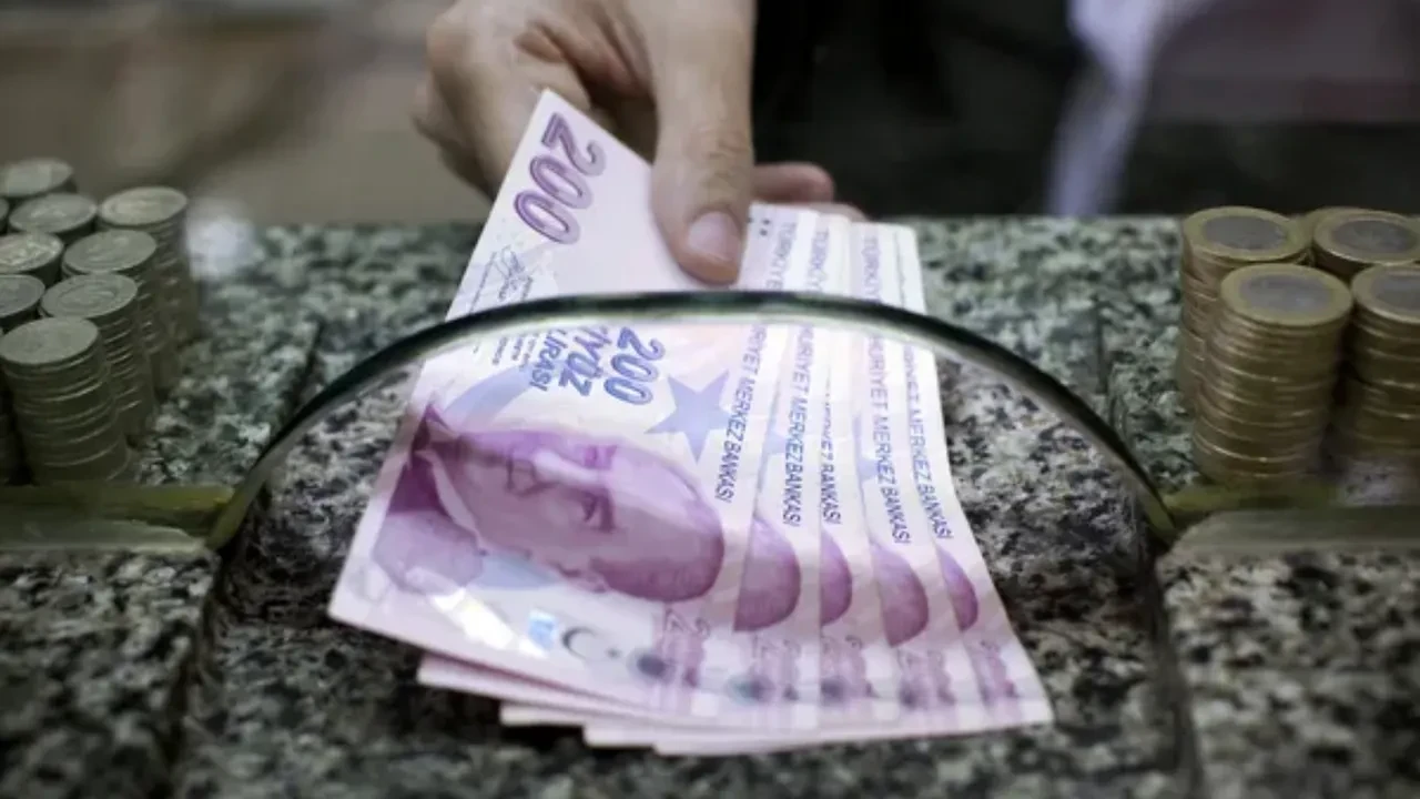 Emekli bayram ikramiyesi ne kadar?