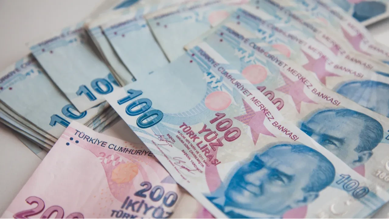 Emekli bayram ikramiyesi ne kadar?