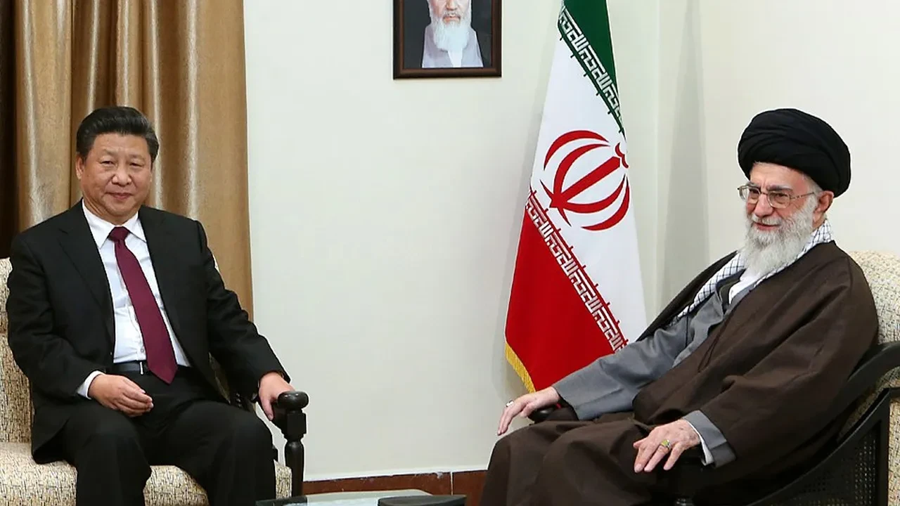 ABD'den İran ile iş birliği yapan ülkelere 'ek vergi' yaptırımı