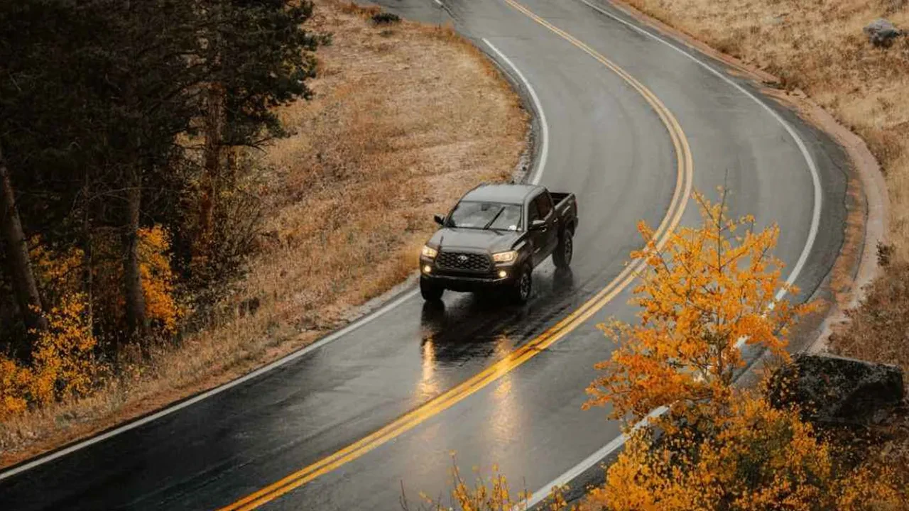 Araç sahiplerine kritik uyarı! Yolda görünmeyen gizli tehlikeye dikkat