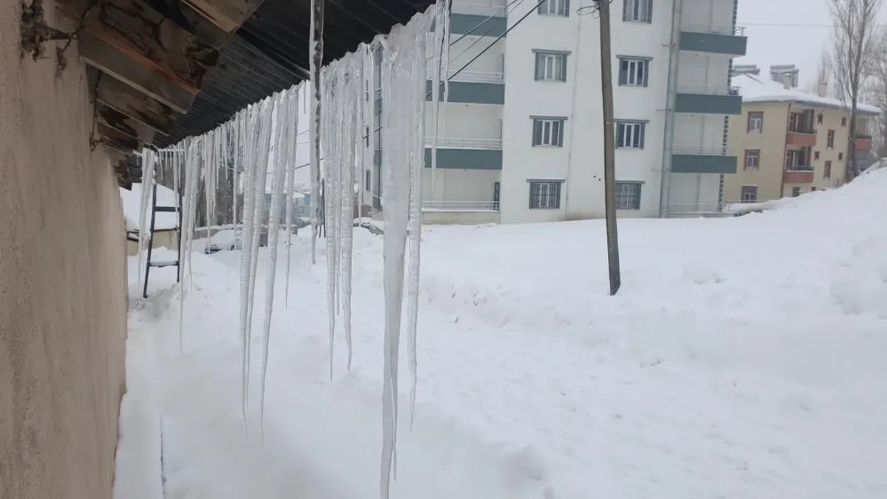 Eğitimde kar arası! İşte okulların tatil edildiği iller