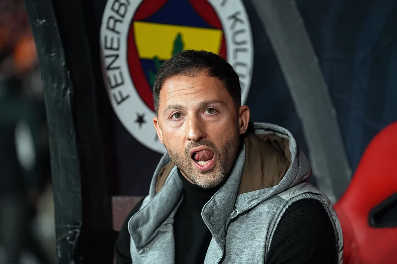 Fenerbahçe Teknik Direktörü Tedesco'dan ayrılık açıklaması