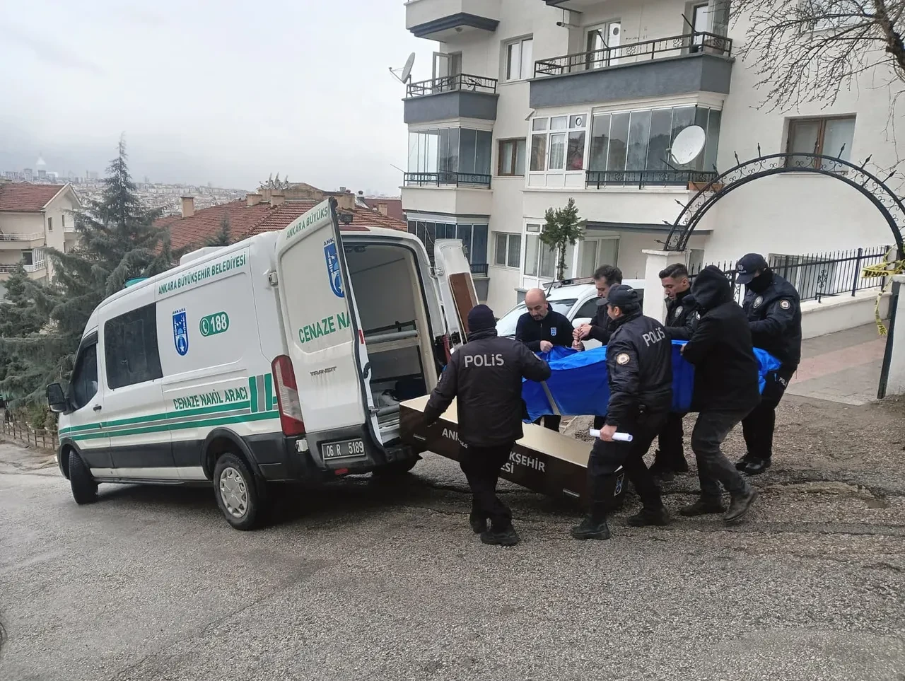 Genç kadın boğularak öldürülmüştü! Katil zanlıları kendilerini korumak istemiş