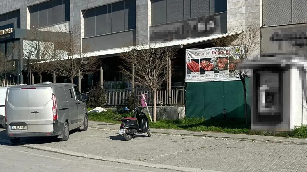 İzmir'de film sahnesi gibi soygun! Güvenlikleri saatlerce darp edip banka aracını soydular