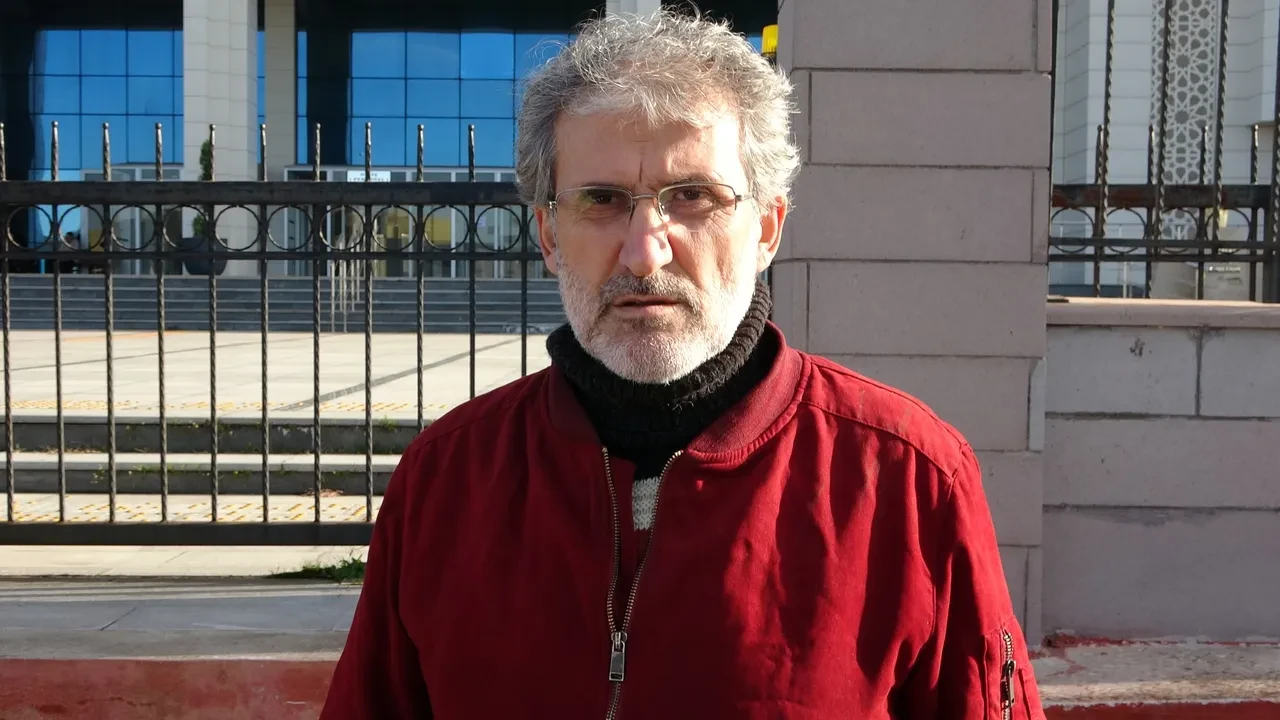 Kuyumcudan milyonluk vurgun! Altın ve paraları aldı, serbest bırakılınca kayboldu