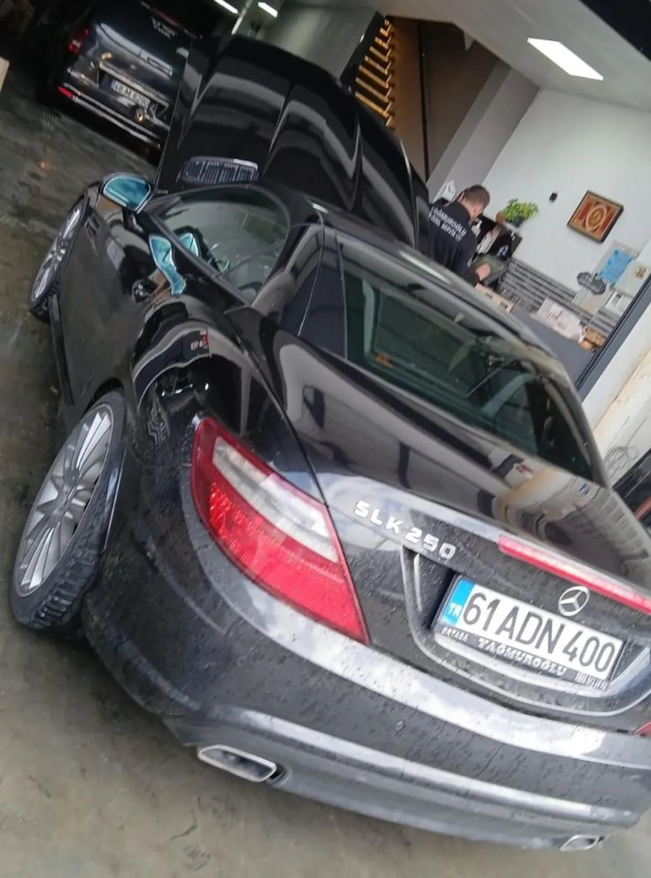 Lüks aracı başına dert oldu! 830 bin TL'lik 'su kaçağı'