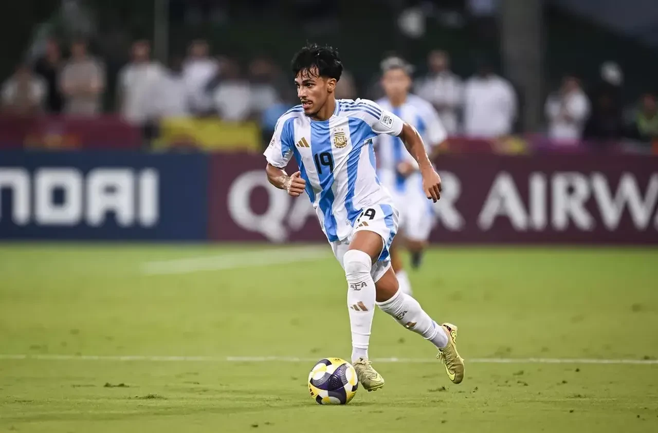 Transferde 2. Tadic vakası: Galatasaray getirdi, Fenerbahçe imza attırıyor! 