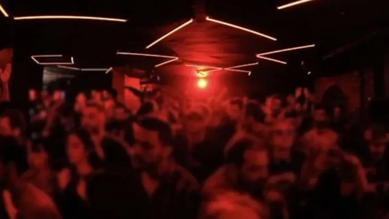 Bakanlıktan 'Gece kulüplerinde kız çocukları çalıştırılıyor' iddialarına cevap