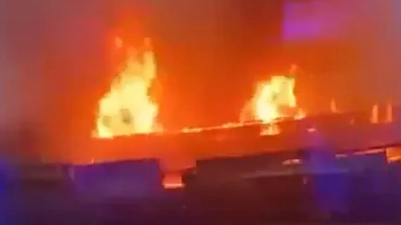 Bursa'da palet fabrikasında yangın! Ekipler sevk edildi