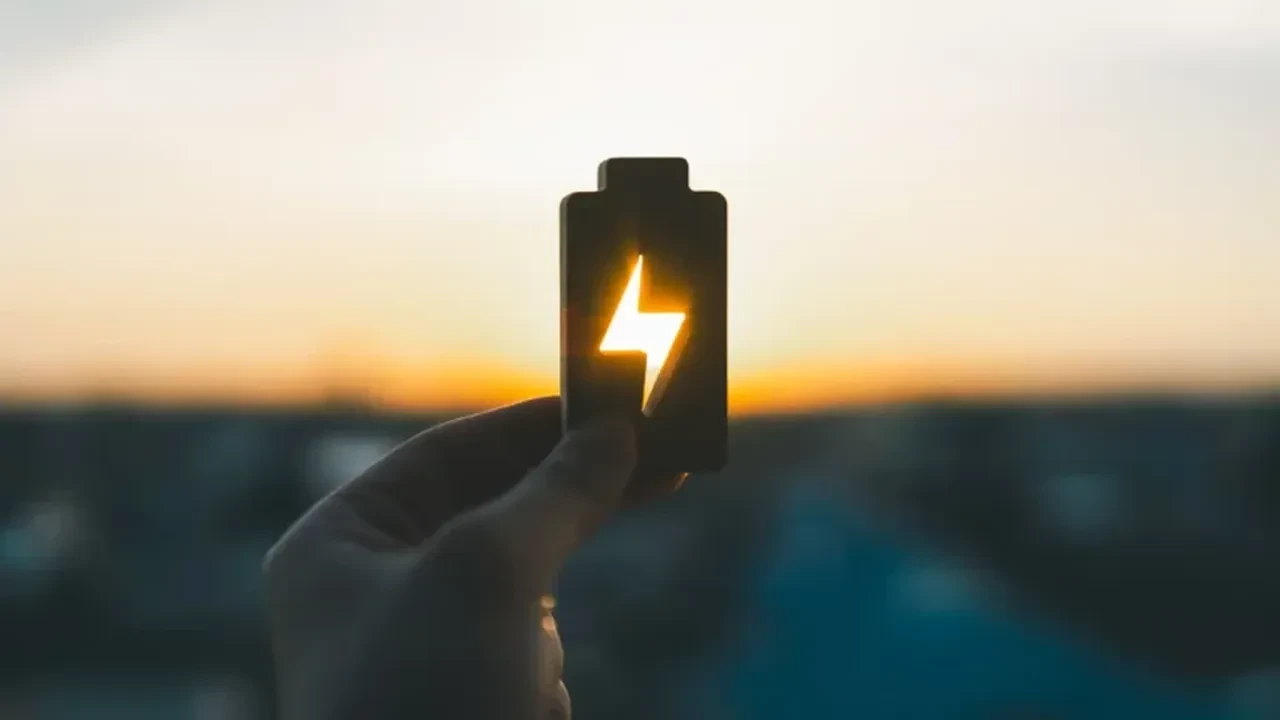 Elektrikli otomobillerde yeni dönem: Sodyum iyon piller lityuma meydan okuyor