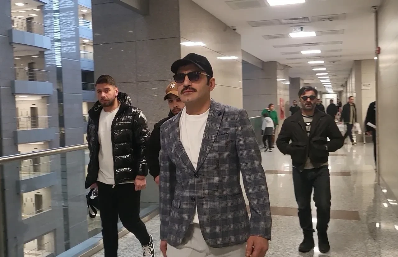 Ezel'in Ramiz Dayı'sı Ufuk Bayraktar gözyaşları içinde savunma yaptı! "Sen iş bulma kurumu musun?"