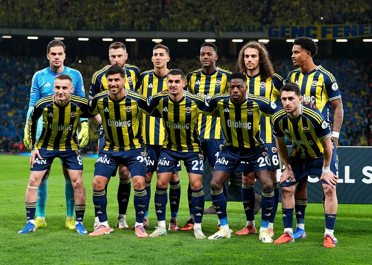 Fenerbahçe, Beyoğlu Yeni Çarşı'ya konuk oluyor! Maç öncesi muhtemel 11'ler