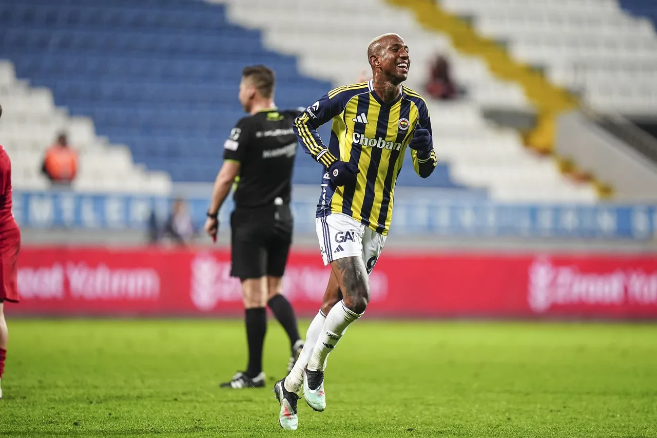 Fenerbahçe, Türkiye Kupası'nda Beyoğlu Yeni Çarşı'yı Talisca ile geçti