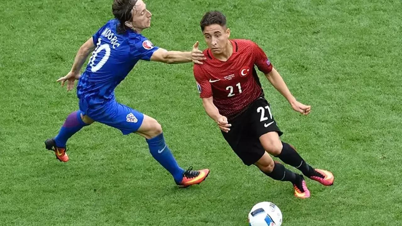 Fenerbahçe'de Emre Mor'a güle güle!