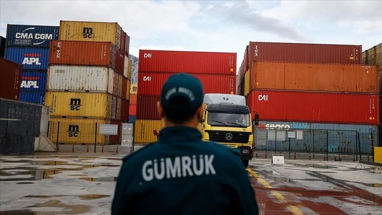 Gümrük işlemlerinde "90 dakika" dönemi başladı: Ticaret Bakanlığı resmen duyurdu