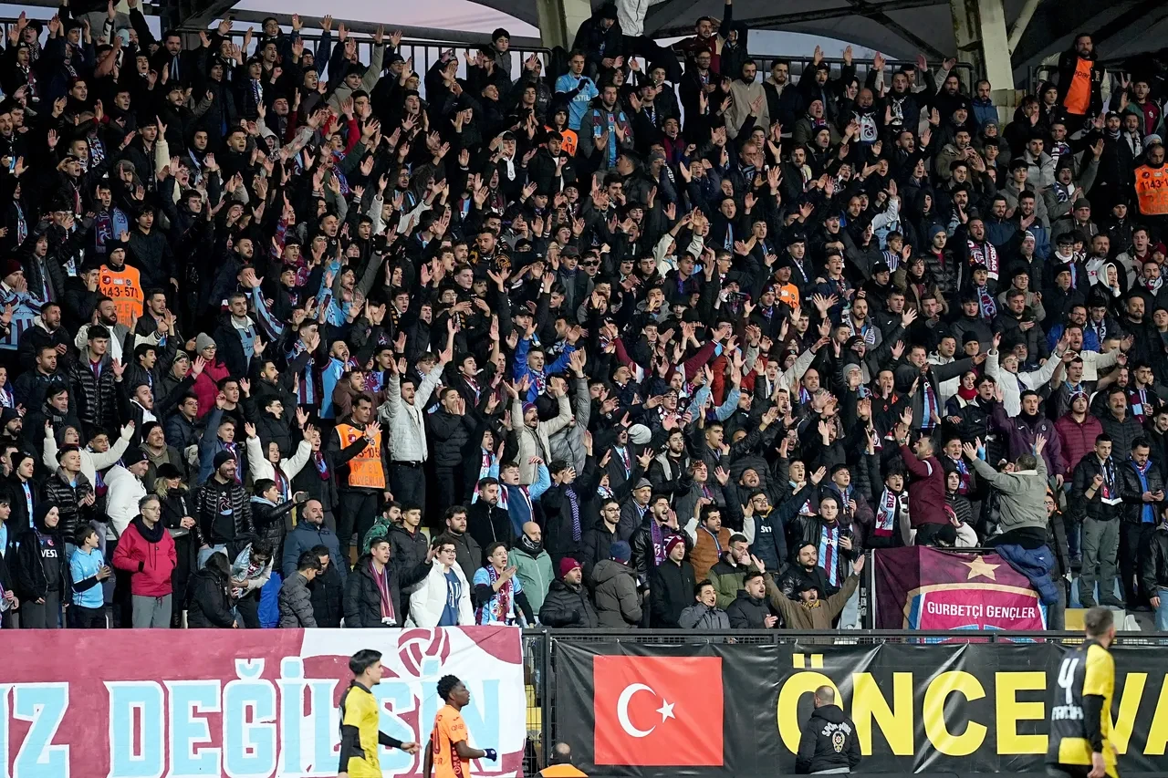 İstanbulspor Trabzonspor maç sonucu kaç kaç? Karadeniz fırtınası sahanın altını üstüne getirdi