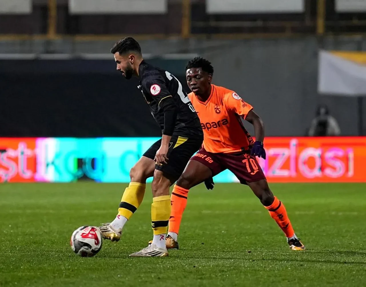 İstanbulspor-Trabzonspor Türkiye Kupası Canlı Maç Anlatımı 