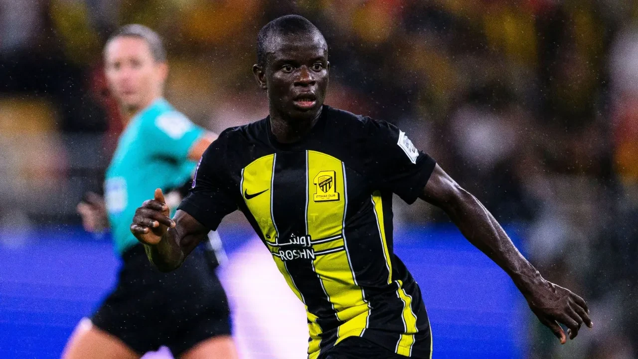 Kante Fenerbahçe'ye gelecek mi? Kante'nin Fenerbahçe'den ne kadar maaş alacağı ve bonservisi gündemde