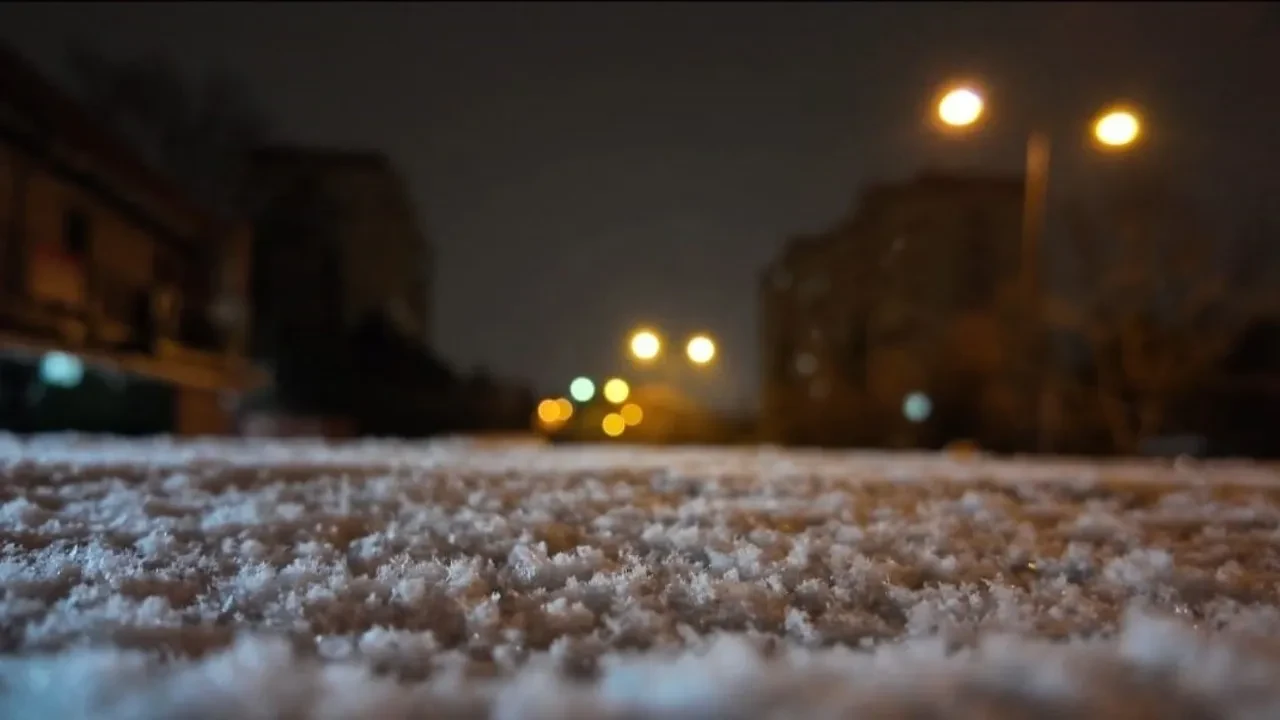 Meteoroloji'den 9 ile sarı kodlu uyarı! Sıcaklıklar değişiyor, İstanbul için kar bekleniyor