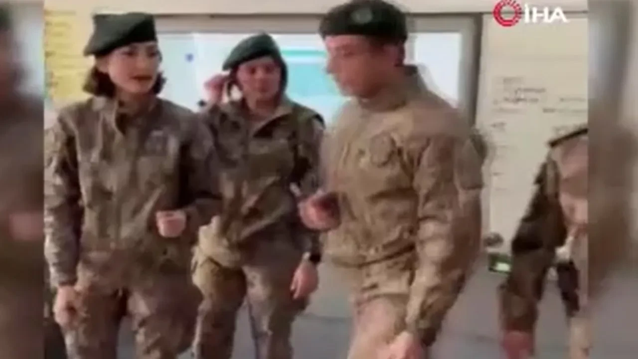 Özel Harekat Polisleri'nden şehit kızına sürpriz! Duygulandıran anlar