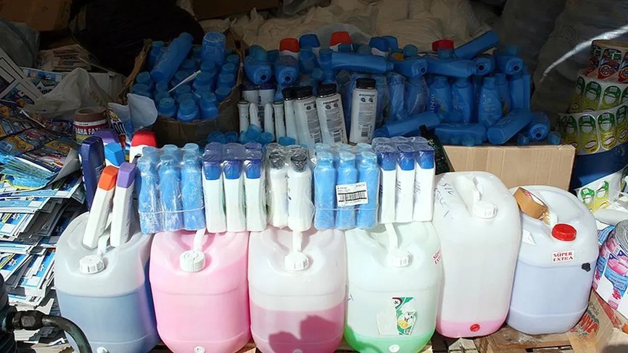 Sakın kullanmayın! Bakanlıktan marketlerde satılan lavabo açıcı için toplatma kararı