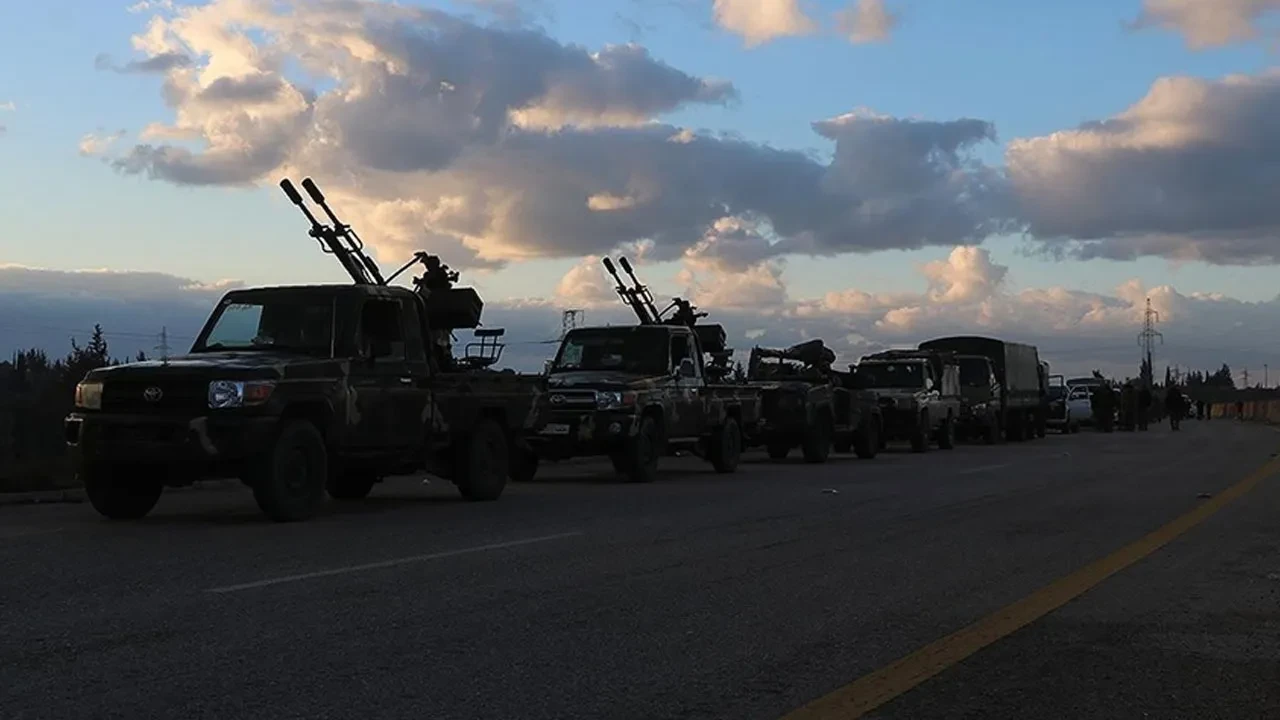 Suriye Ordusu Fırat Nehri'nin batısındaki siviller için tahliye koridoru oluşturdu