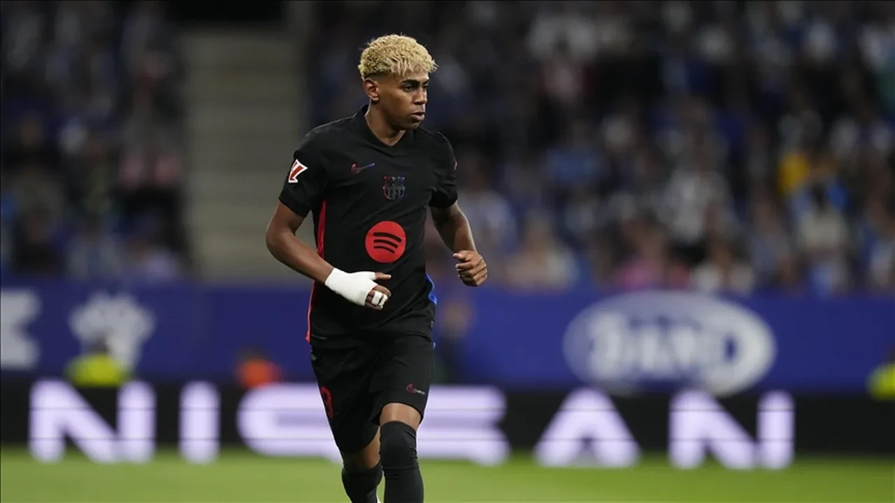 Racing Santander Barcelona CANLI nereden izlenir? Müsabaka başlamak üzere