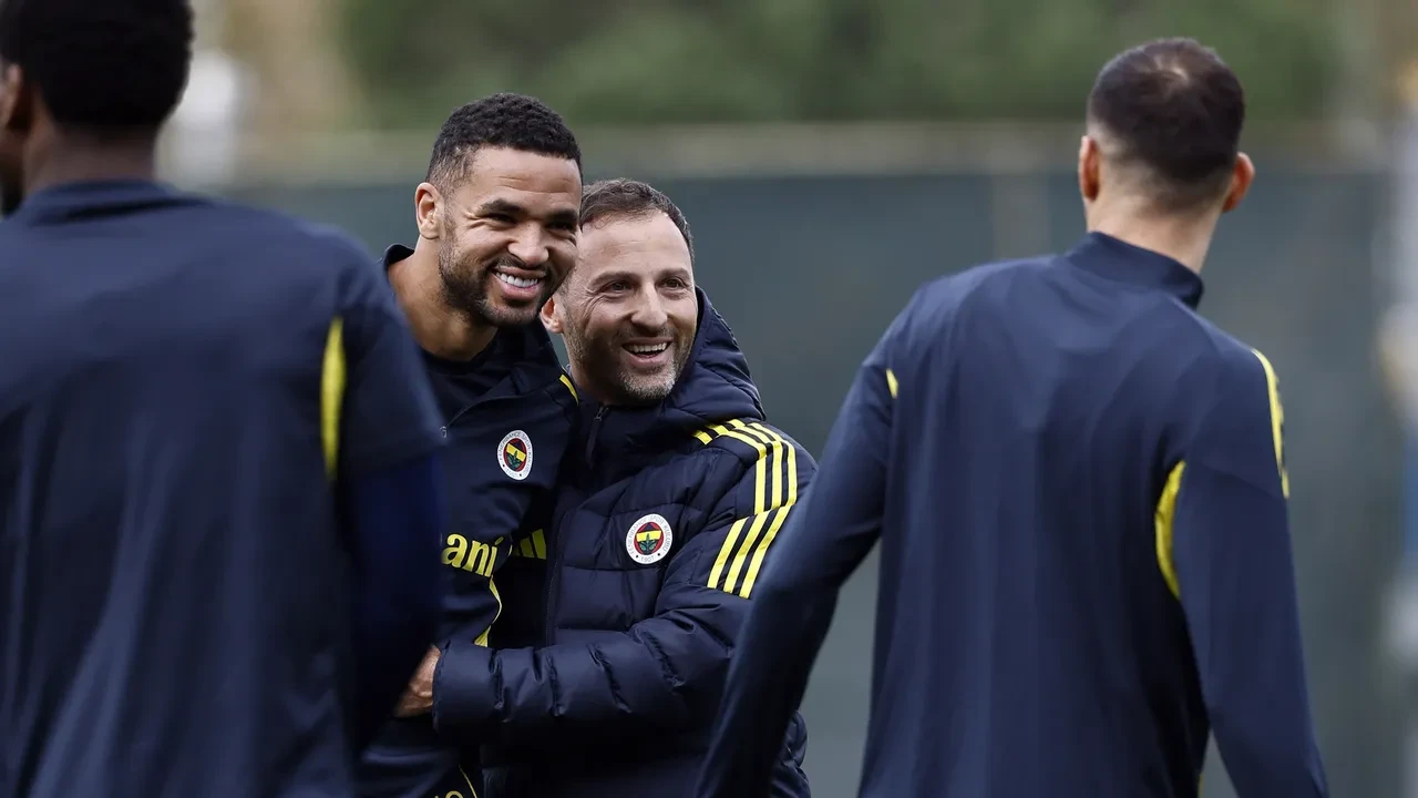 Fenerbahçe Teknik Direktörü Tedesco'dan transfer açıklaması: Kante, Nkunku, En-Nesyri...