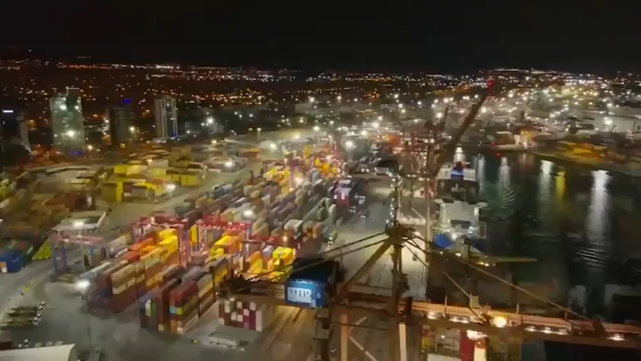 Mersin Limanı'nda uyuşturucu operasyonu! 298 kilo kokain ele geçirildi