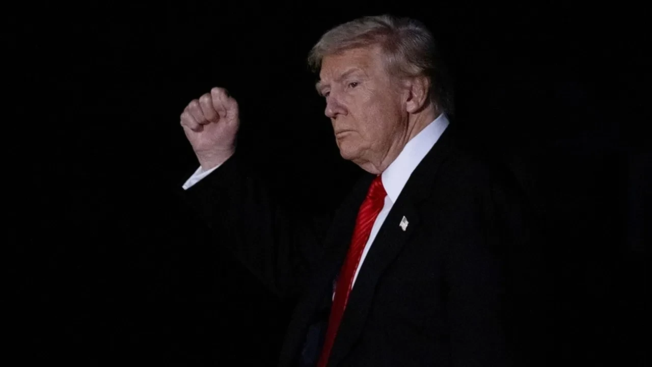 Trump'ı sadece generaller değil, halkta yalnız bıraktı! Bir anket her şeyi gözler önüne serdi