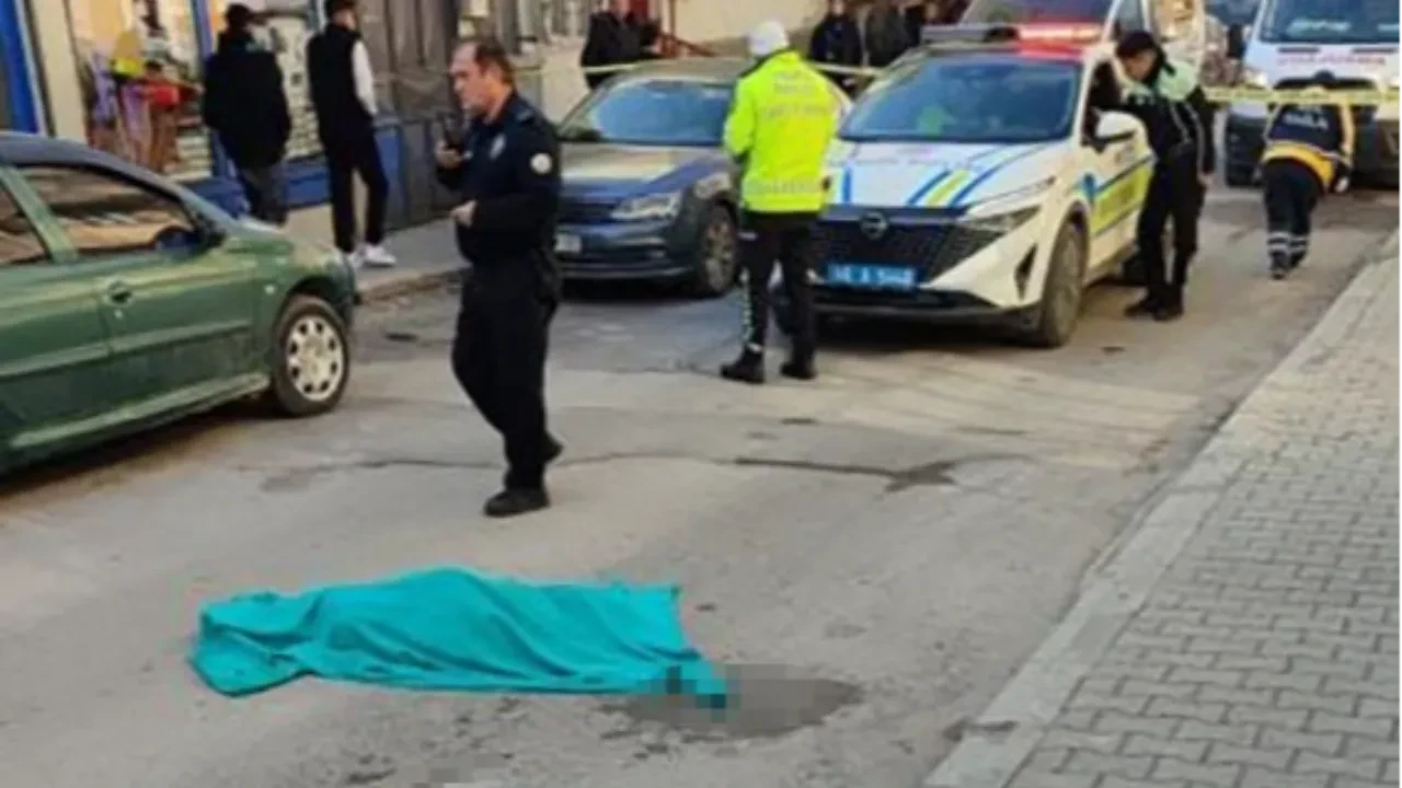 6 yaşındaki çocuk kamyonetin altında can verdi