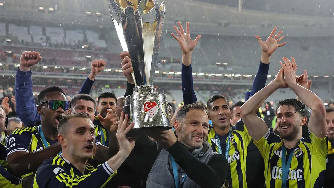 Abdullah Avcı'dan Domenico Tedesco'ya çarpıcı sözler ve Galatasaray-Fenerbahçe derbisi için kritik tespit!