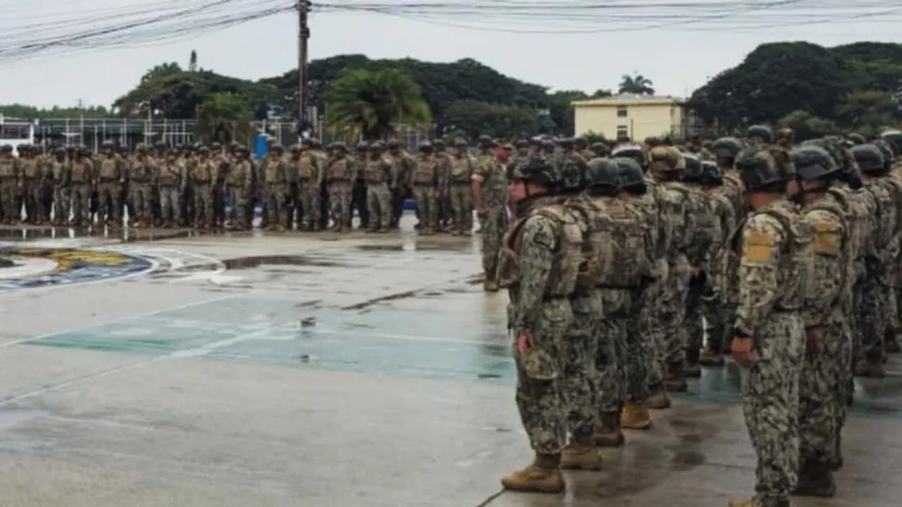 Ekvador'da şiddet olaylarına köklü çözüm için 10 bin askerle 'Bütüncül Hücum' operasyonu