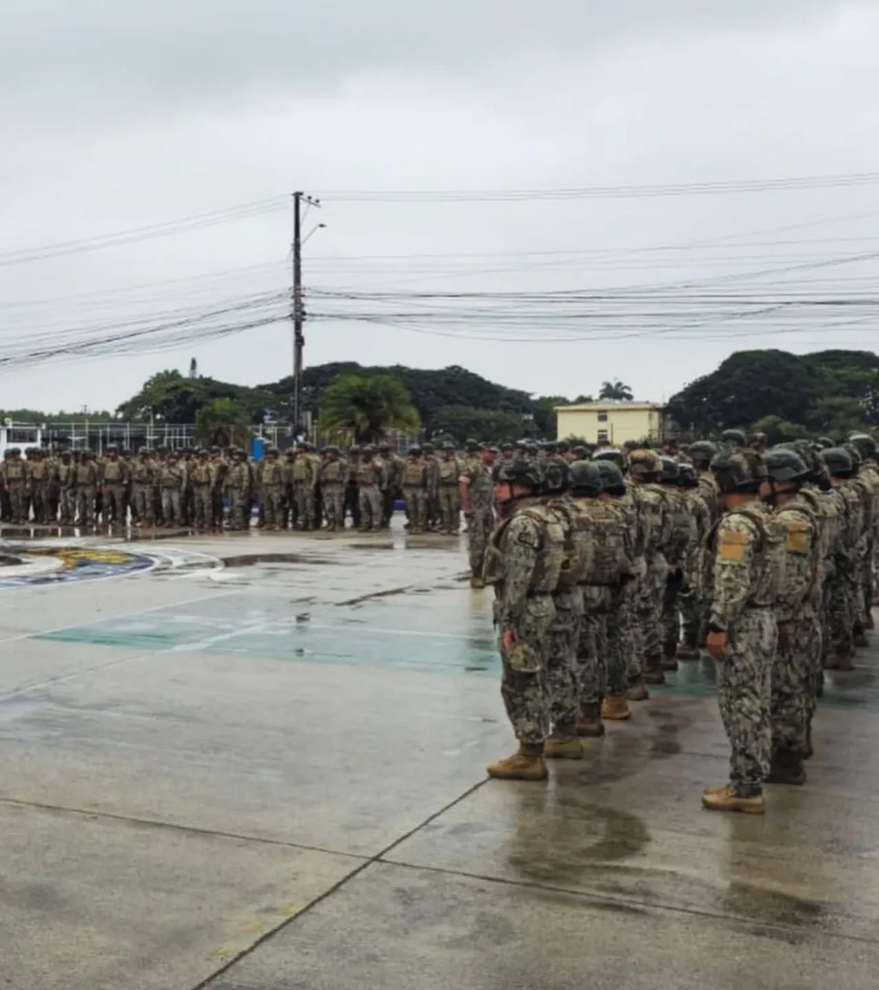 Ekvador'da şiddet olaylarına köklü çözüm için 10 bin askerle 'Bütüncül Hücum' operasyonu