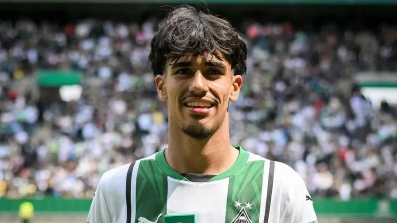 Galatasaray'da Hakan Çalhanoğlu sesleri: Bonservisi belli oldu!