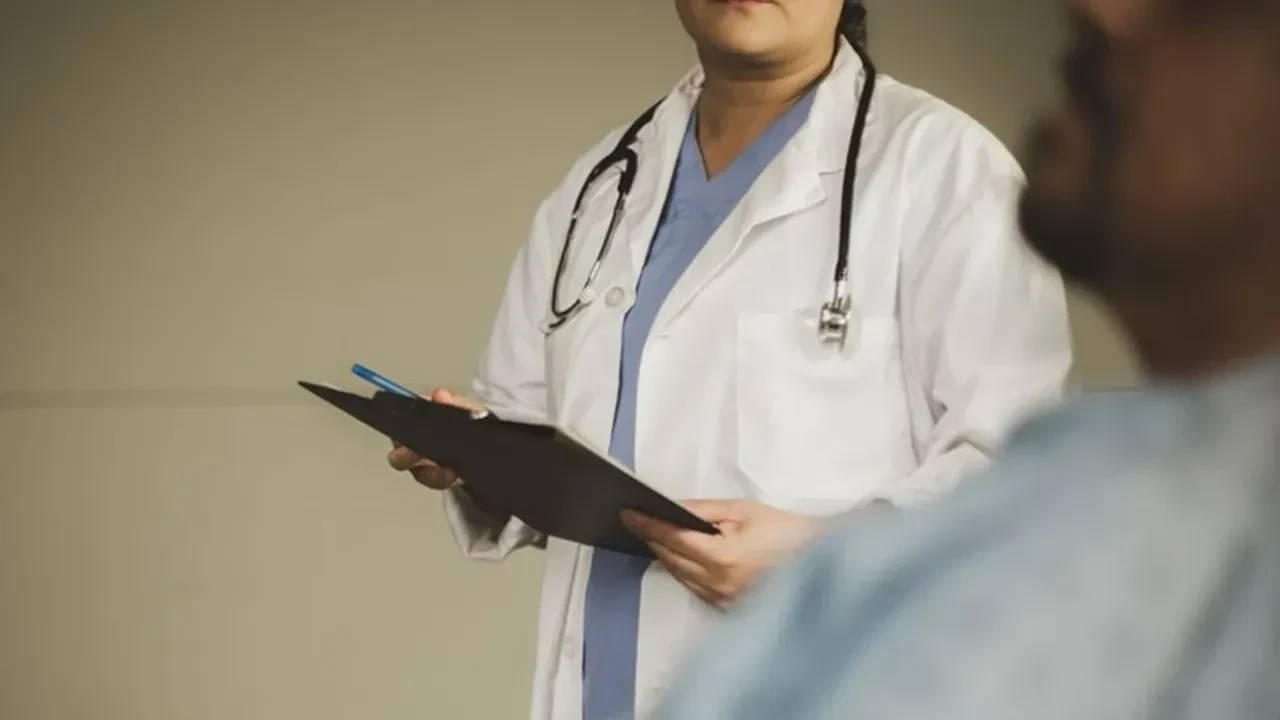 Sağlık Bakanlığı 26 bin 673 personel alımı ne zaman hangi tarihte? Karolar ve alım şartları