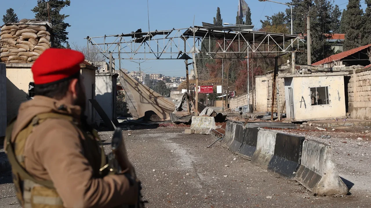 Suriye'den yeni operasyon: YPG ve rejim kalıntıları temizleniyor