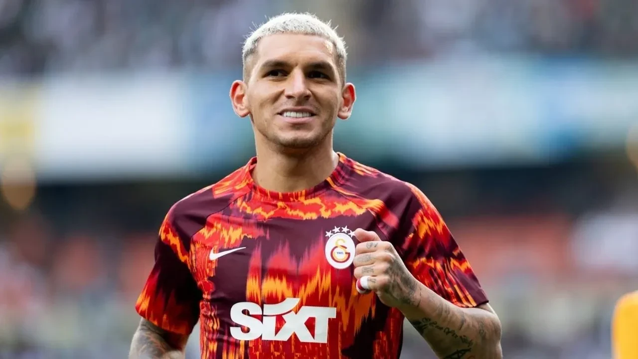 Torreira Galatasaray'dan ayrılacak mı? Menajerinin açıklamalarının ardından gündeme geldi