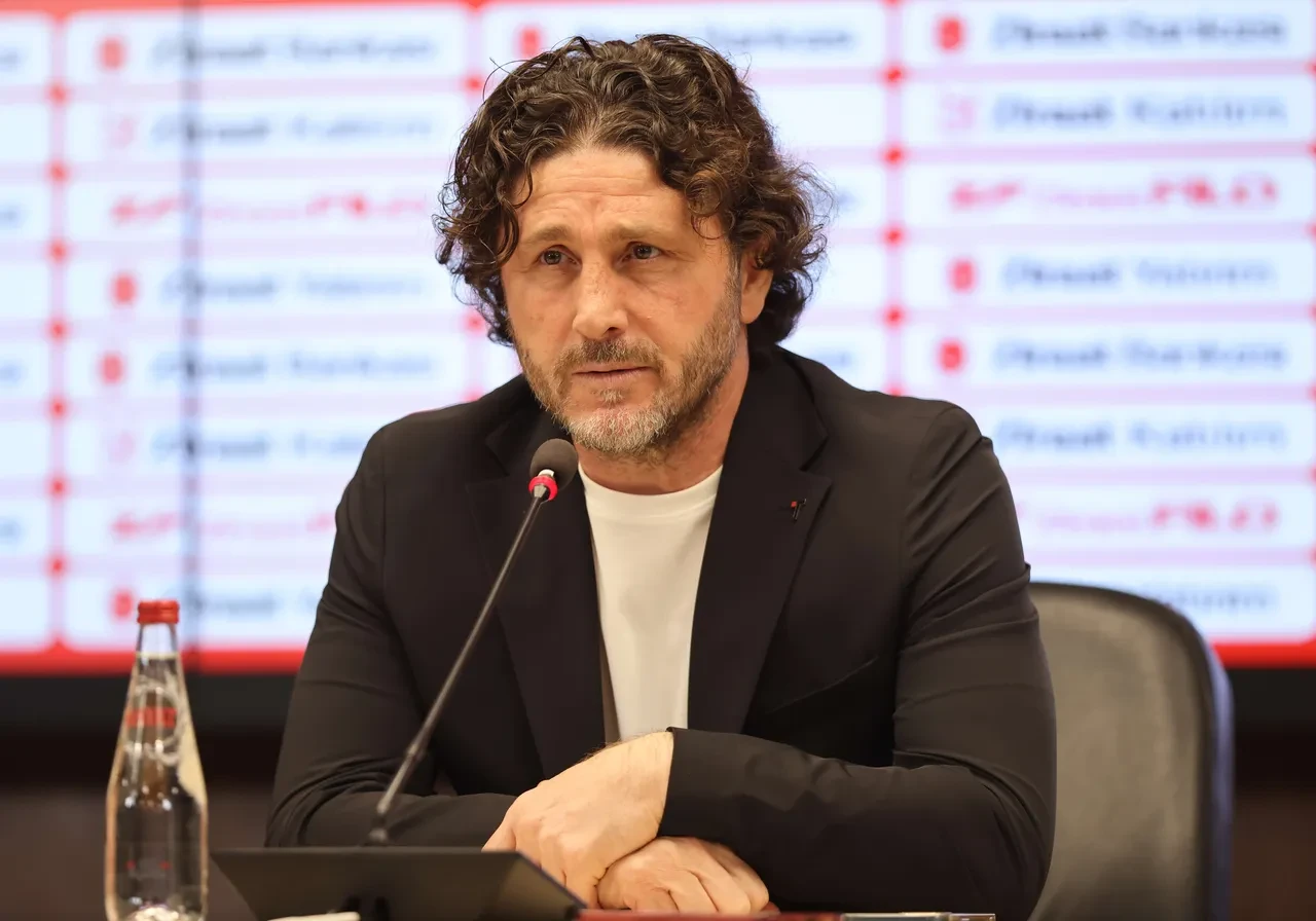  Trabzonspor'da Ernest Muçi fırtınası!