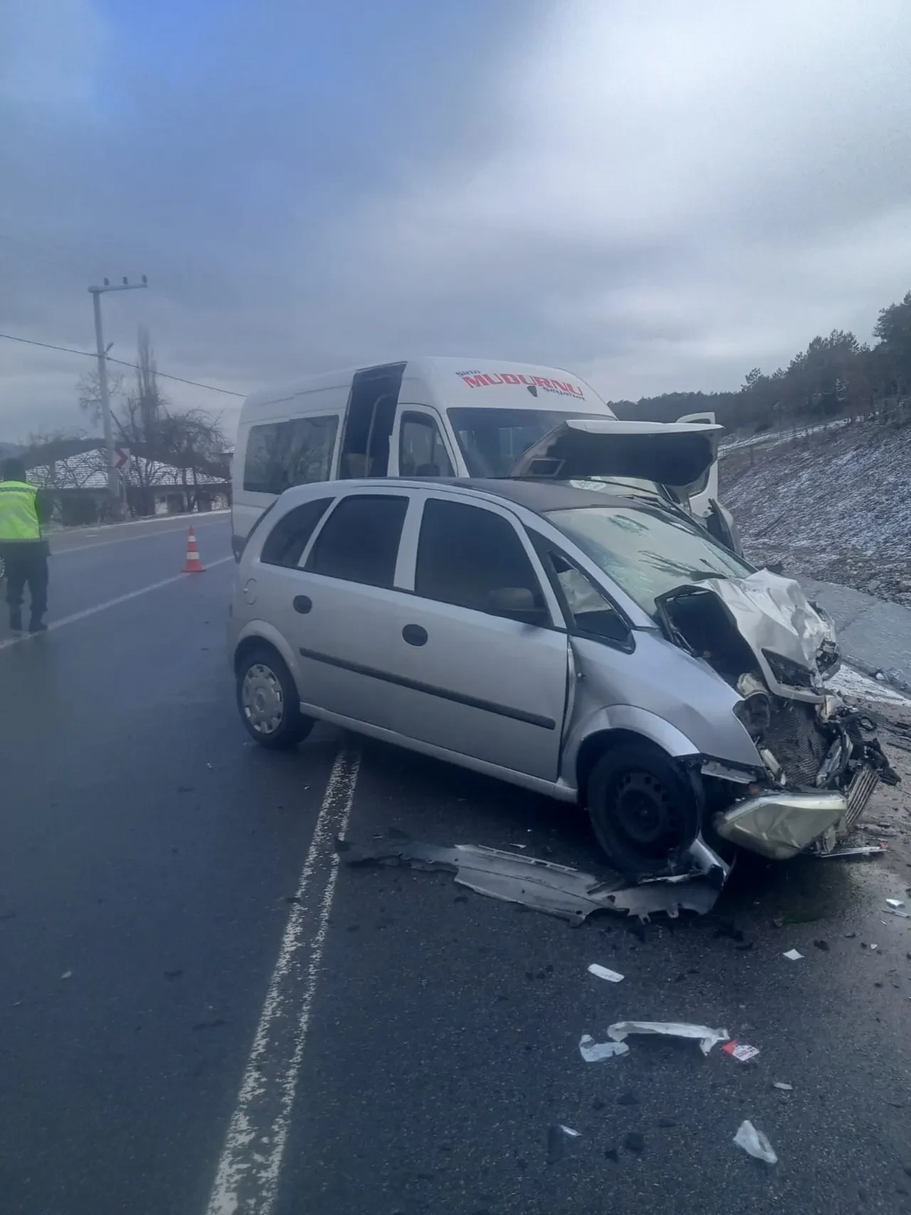 Bolu-Mudurnu yolunda korkunç kaza: 1'i ağır çok sayıda yaralı var!